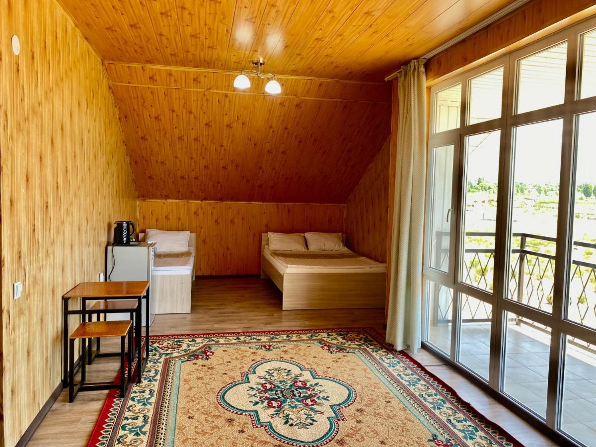 Eram Garden Hotel Bosteri Luaran gambar